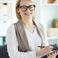 blonde-counselor-RZ2YJEB.jpg